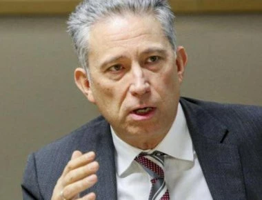 Κ.Χρυσόγονος: «Ο επίδοξος μιμητής του Ανδρέα έρχεται νύχτα στη Θεσσαλονίκη» 